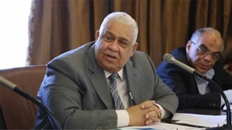 اقتراحات النواب توافق علي مطلب الغول بالتوسع في محطات الغاز الطبيعي بالصعيد