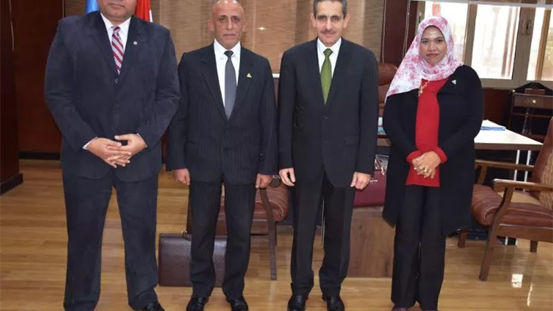 محافظ الغربية يستقبل وفد منظومة الشكاوى الحكومية الموحدة