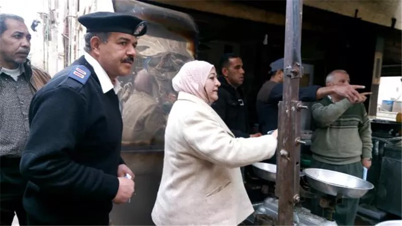 حملات مكثفة على محلات الجزارة بالفيوم