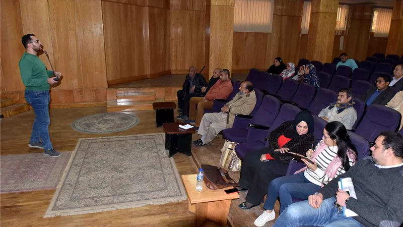 ندوة تعريفية حول منظومة التأمين الصحى بالأقصر