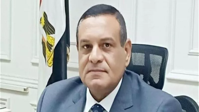 توزيع أكثر من ٣٠٠ ألف جنية على السيدات من الأرامل واليتامى ومحدودى الدخل بأبو المطامير