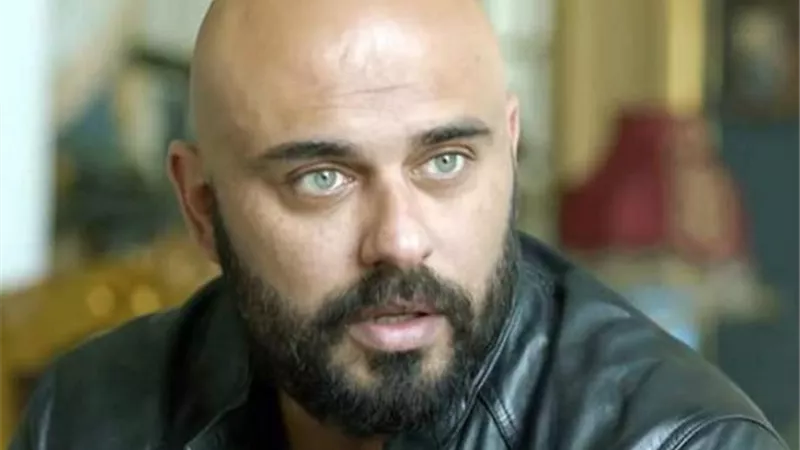 أحمد صلاح حسنى يودع 