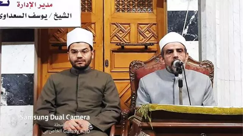 شرح كتاب الشمائل المحمديه فى فعاليات المدرسة العلمية بالمجمع الإسلامى بالعبور