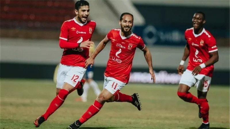 عرض خليجى يهدد بقاء وليد سليمان فى الاهلى