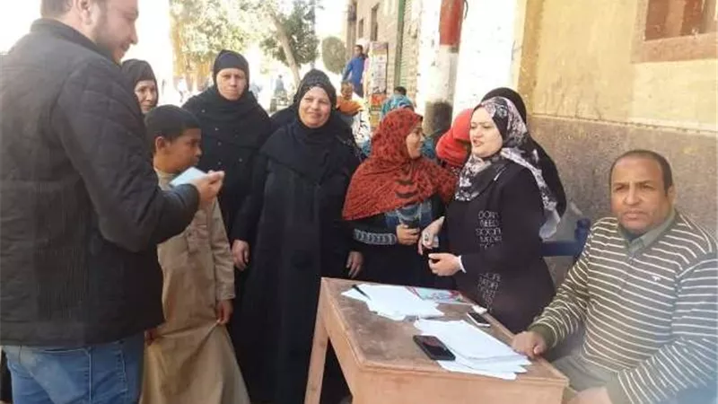 عمليات مستقبل وطن بالمنيا:إقبال على اللجان الانتخابية بدائرة ملوي