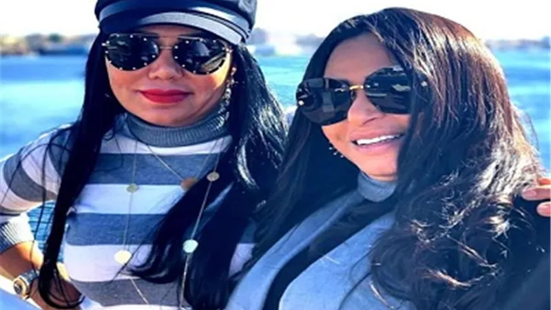 إطلالة تخطف الانظار للفنانة رانيا يوسف من مهرجان اسوان