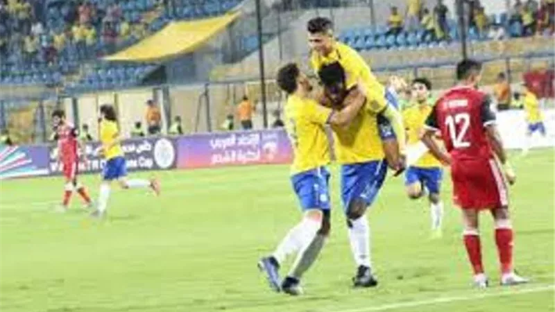صافرة عمانية تدير لقاء الإسماعيلي والرجاء بكأس العرب