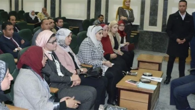 محافظ الغربية .. يستعرض أهم مهام مجلس القيادات الشابه بالمحافظة