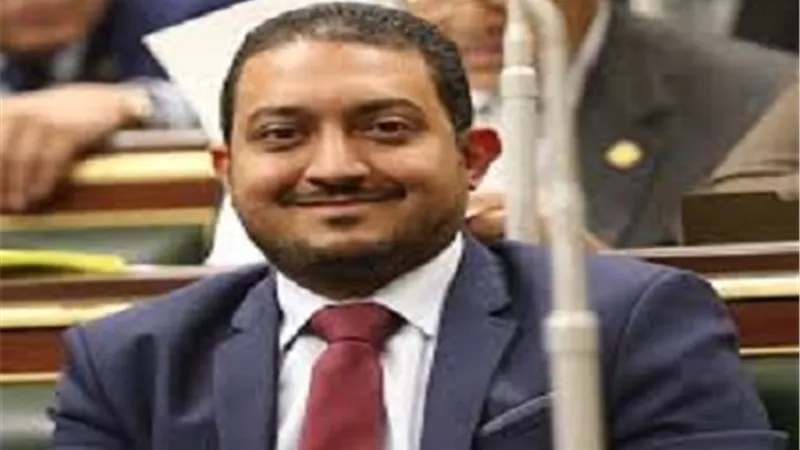 جون طلعت يحذر من الانسياق وراء شائعات الإخوان عن فيروس كورونا