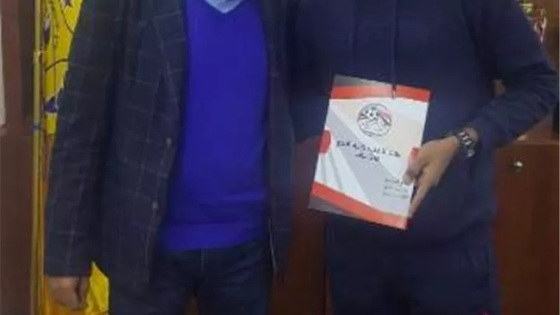 الإسماعيلي يمدد عقد البدري 5 مواسم