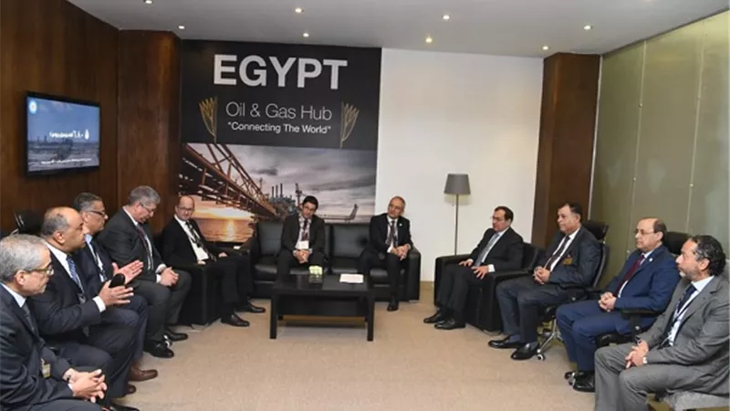 الملا يبحث مع تكنيمونت الإيطالية واكسنس الفرنسية تنفيذ المشروعات