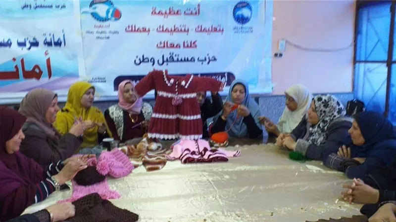 ورشة عمل لتأهيل سيدات الواحات على فنون الحرف التقليدية بالوادي