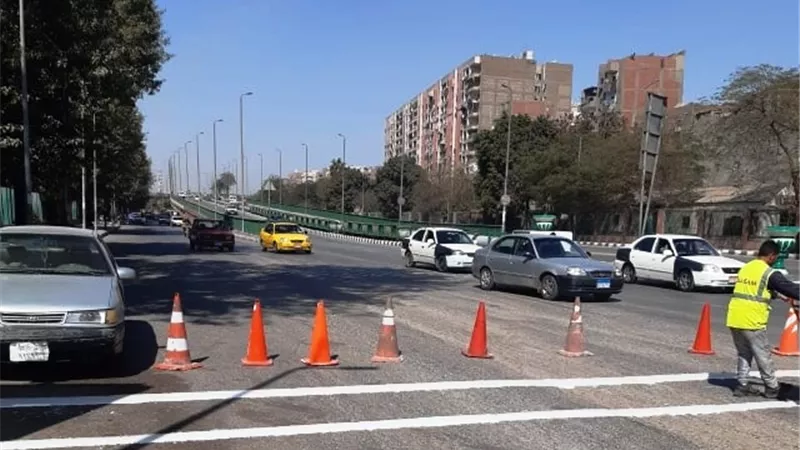 المحافظ: استكمال خطة التطوير بشوارع أسيوط وتركيب مطبات
