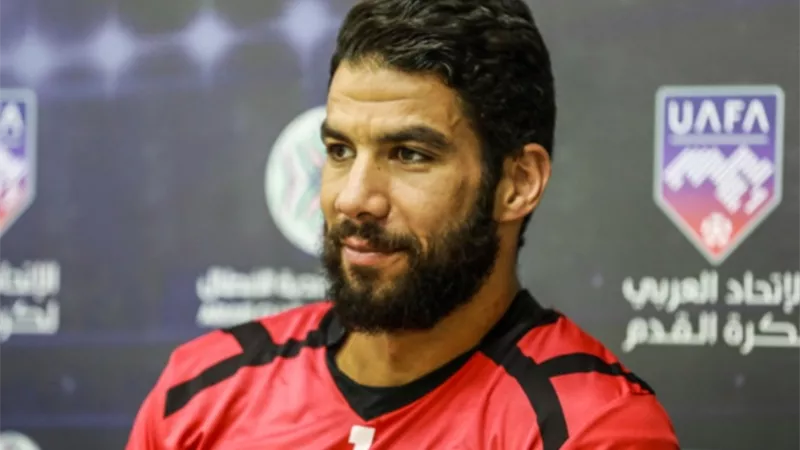 سر طلب اكرامي الخروج من قائمة الاهلي امام المصري