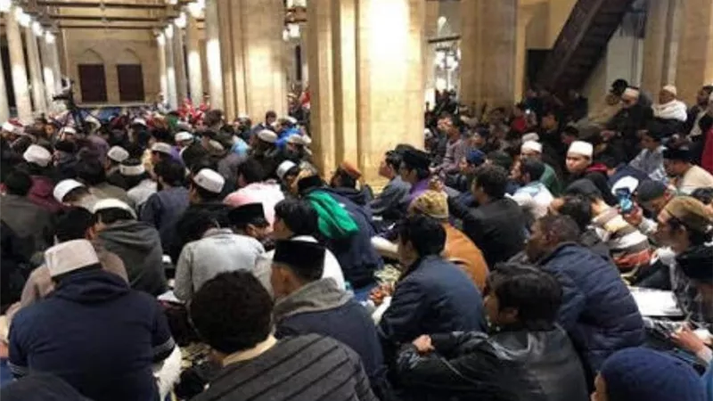 الإسلام دين الرحمة ومواقف 