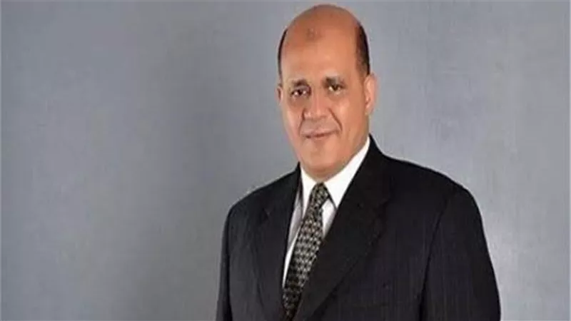 النائب طارق متولي يحذر من صرف الأدوية دون استشارة الطبيب
