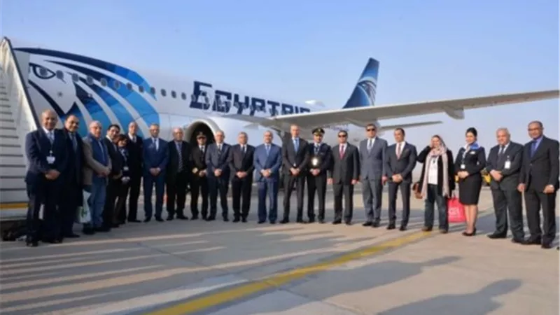 طائرة مصرللطيران الأولي من طراز الإيرباص A320 neo تصل القاهرة