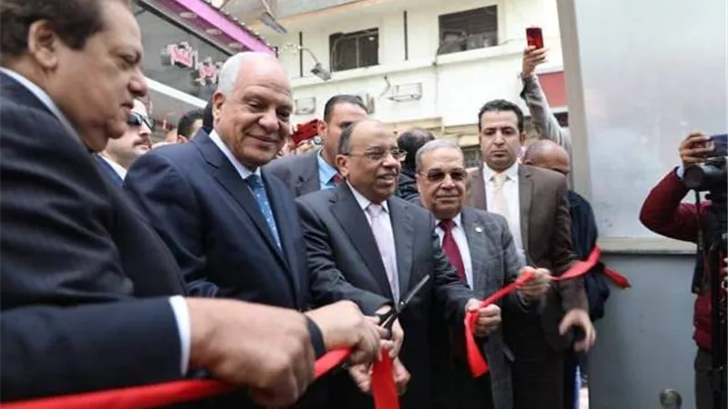 راشد يشهد افتتاح اعمال تطوير أنفاق المشاة بميدان الجيزة