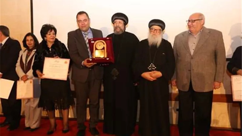 المركز الثقافى القبطى يحتفل بتوزيع جائزة الإبداع العلمى