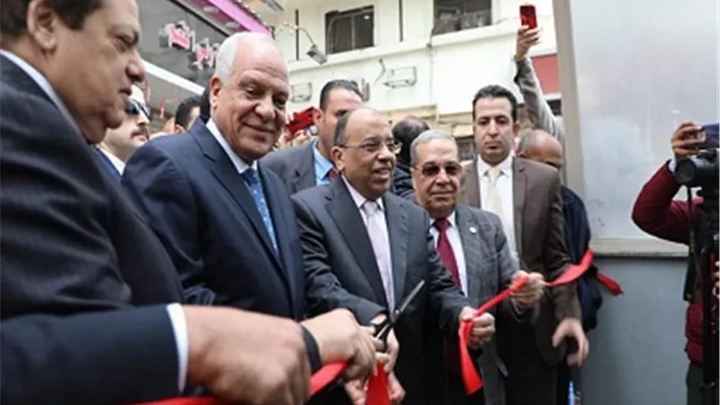 وزير التنمية المحلية ومحافظ الجيزة يفتتحان أعمال تطوير نفق مشاه ميدان الجبزة