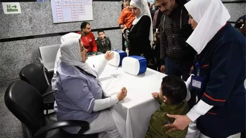 محافظ بورسعيد يدشن الحملة القومية للتطعيم ضد شلل الاطفال