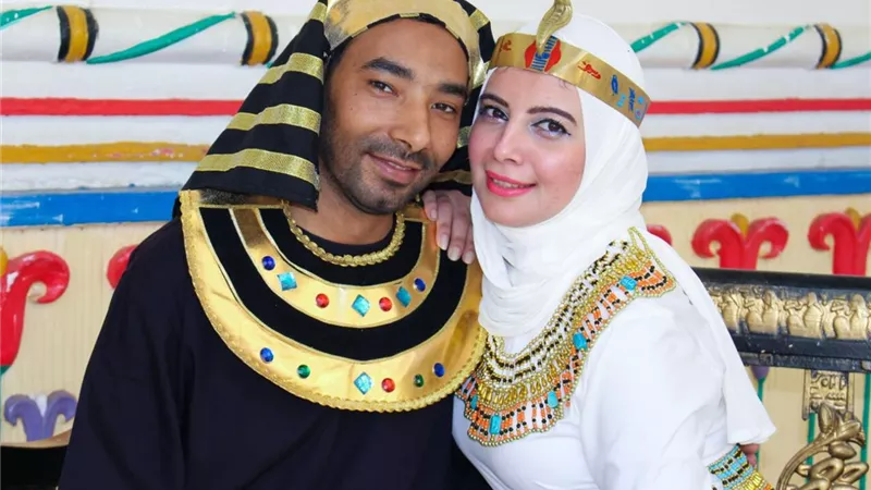 القرية الفرعونية تشهد أول زفاف فرعوني في مصر.. صور