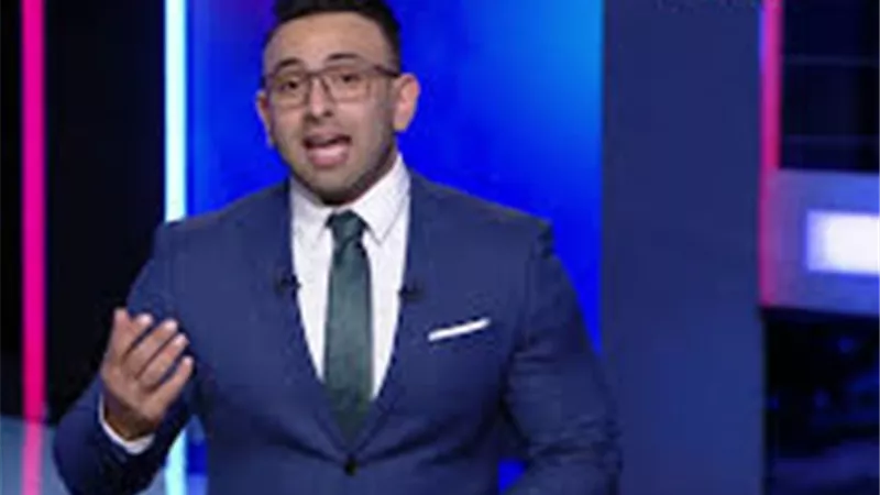 إعلامى رياضى يعلن :أبيع أمشاط وفلايات وأسرح بسكر نبات .. تعرف على السبب