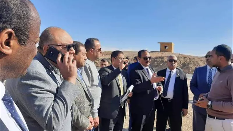 نقل النواب تتفقد طرق أسوان ومطالبات بتغليظ العقوبات لمواجهة الحمولة الزائدة