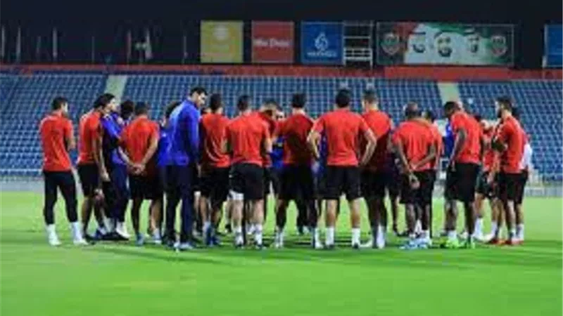 الأهلى يؤدى مرانه الأول بالإمارات استعداداً لمواجهة الزمالك فى السوبر