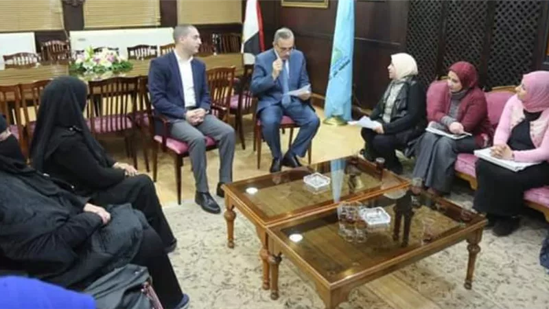 محافظ كفرالشيخ يناقش أعمال فرع المجلس القومي للمرأة بالمحافظة
