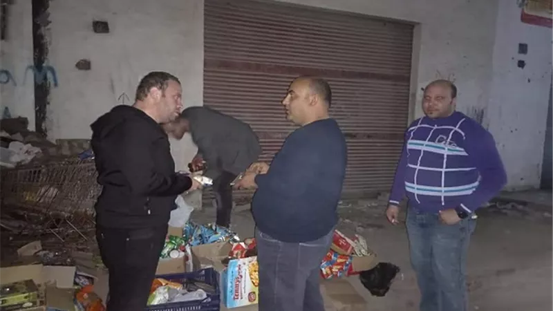ضبط ١٧٦٣٤ عبوة أغذية مختلفة غير صالحة للإستهلاك الآدمي بطور سيناء