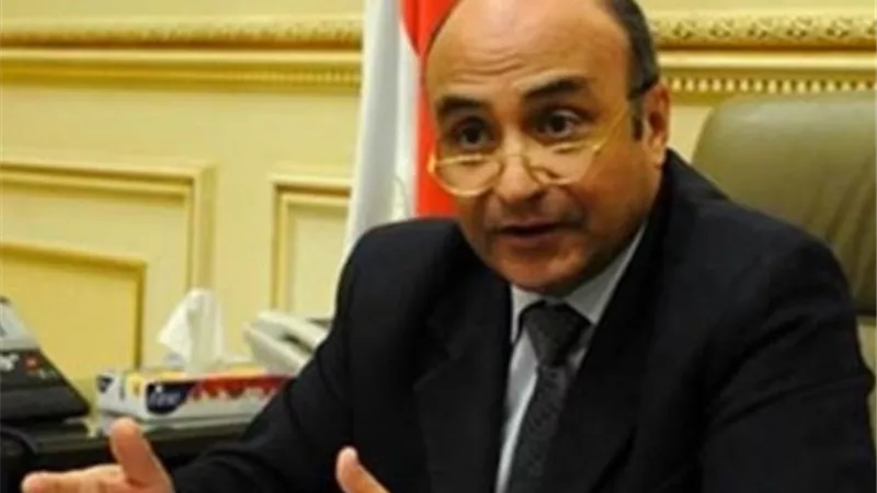 العدل تعلن عن نظام جديد لإثابة العاملين بمكاتب ومأموريات الشهر العقارى والتوثيق