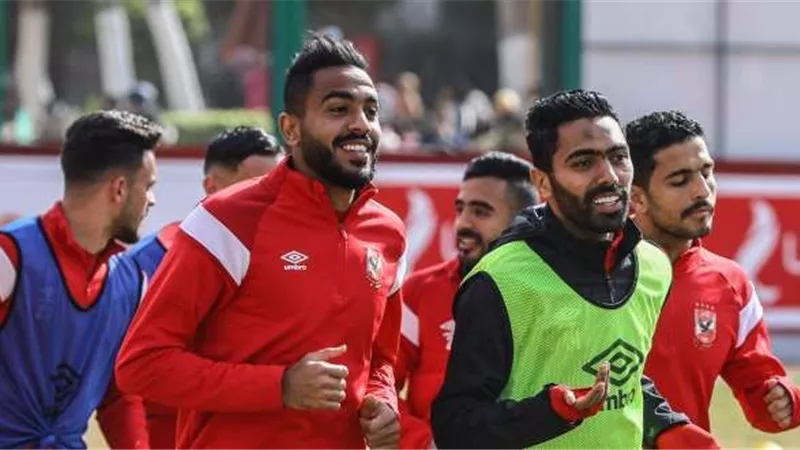 رضا عبدالعال يطالب كهربا بعدم التركيز مع جمهور الزمالك