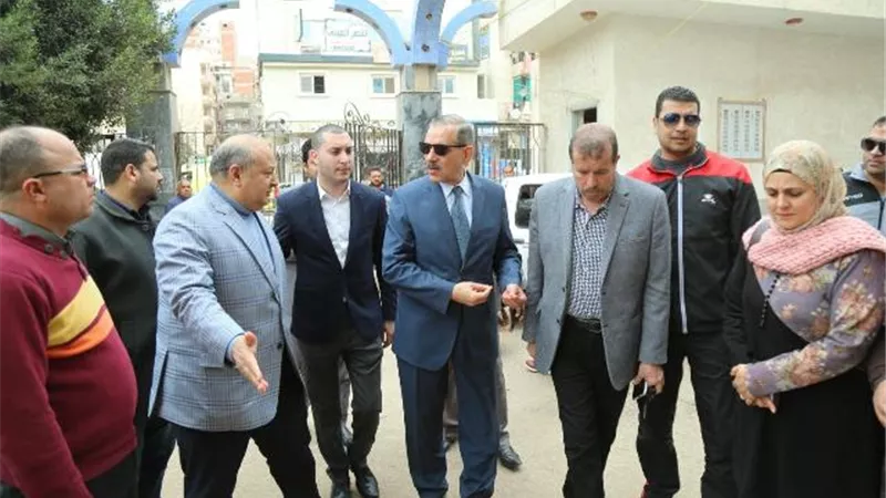 محافظ كفرالشيخ يطمئن علي 