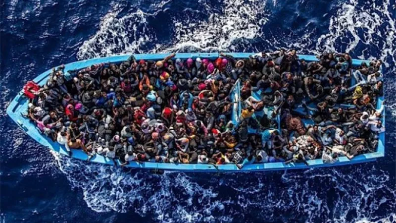 غرق 14 مهاجرا بينهم طفلين في المحيط الأطلنطي
