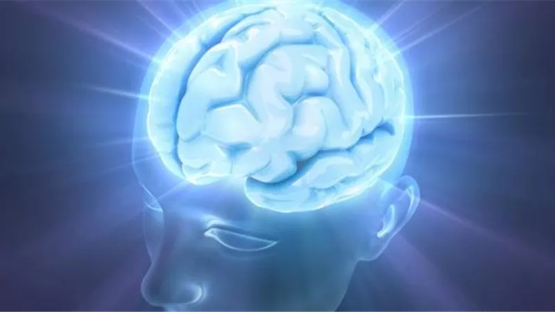 الهواتف الذكية كالمخدرات يغير حجم وشكل الدماغ