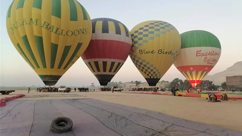 إلغاء رحلات البالون السياحى بالأقصر بسبب الرياح