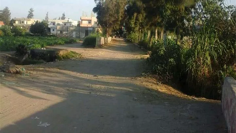 مدخل قرية 