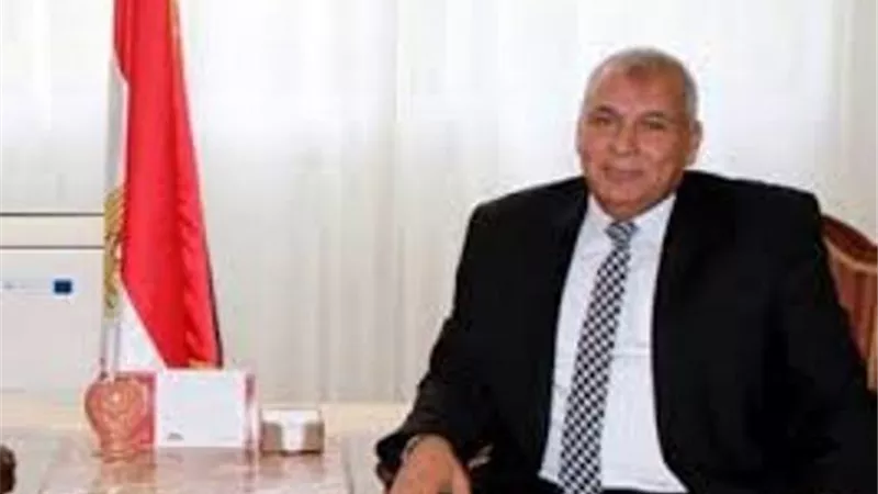 أهالي حي القنوات يطالبون محافظ الوادي الجديد بإستغلال قطعة أرض مهملة منذ 20 عاما