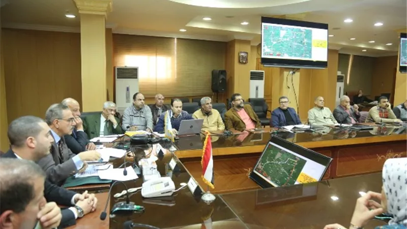 محافظ كفرالشيخ : 210 مليون جنيه لتطوير الطرق الحيوية