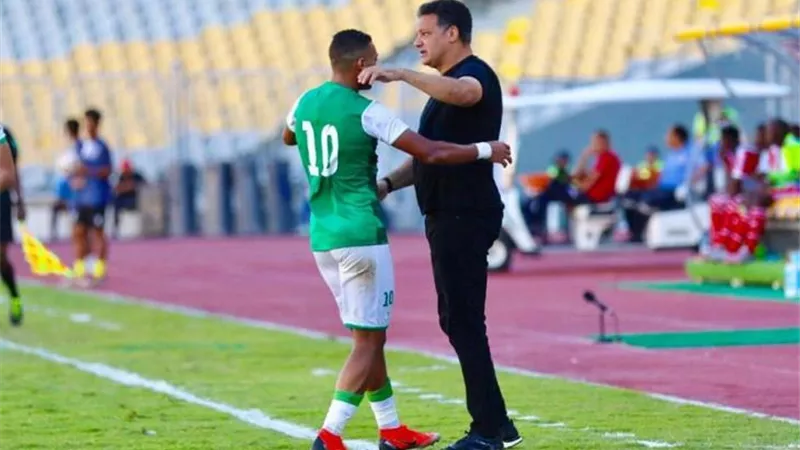 مدرب المصري يتقدم باستقاله من جديد بعد رباعيه المقاولون العرب