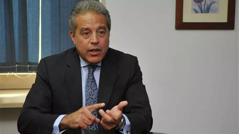 أول رد رسمى من الأهلى بشأن الممر الشرفى للاعبى الزمالك فى السوبر
