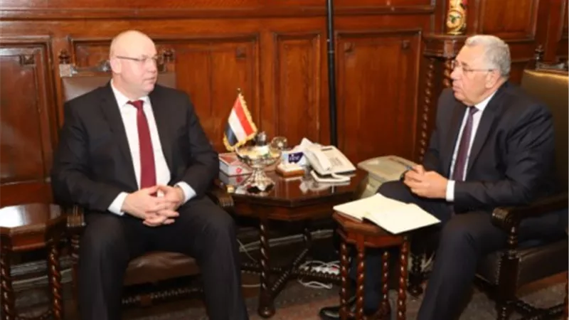 وزير الزراعة يبحث مع نظيره البيلاروسي التعاون الزراعي بين البلدين