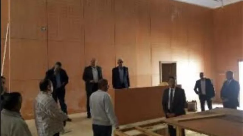 رئيس جامعة جنوب الوادي وأمين عام اتحاد الجامعات العربية يتقدان فرع الجامعة