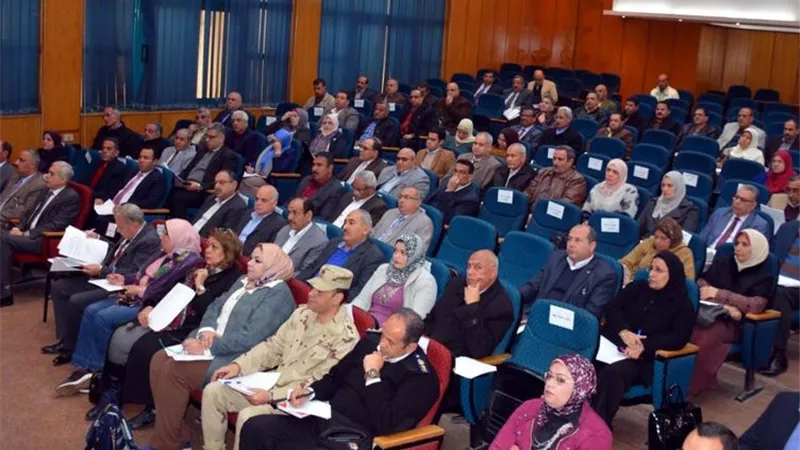 مجلس تنفيذى القليوبية يوجه بتجميل مداخل المدن وخطة لتطوير النظافة