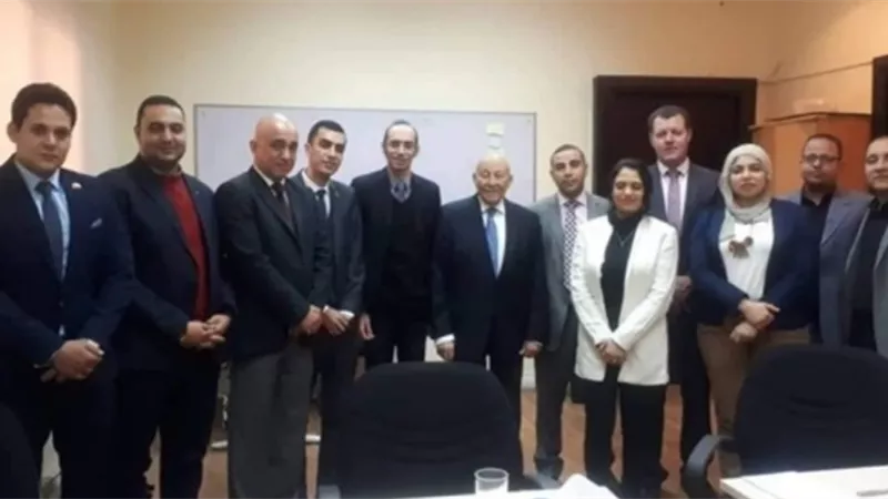 تنسيقية شباب الاحزاب تلتقي رئيس المجلس القومي لحقوق الإنسان