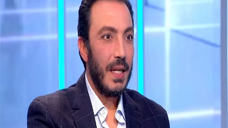 على قدم وساق.. طارق لطفى يصور 