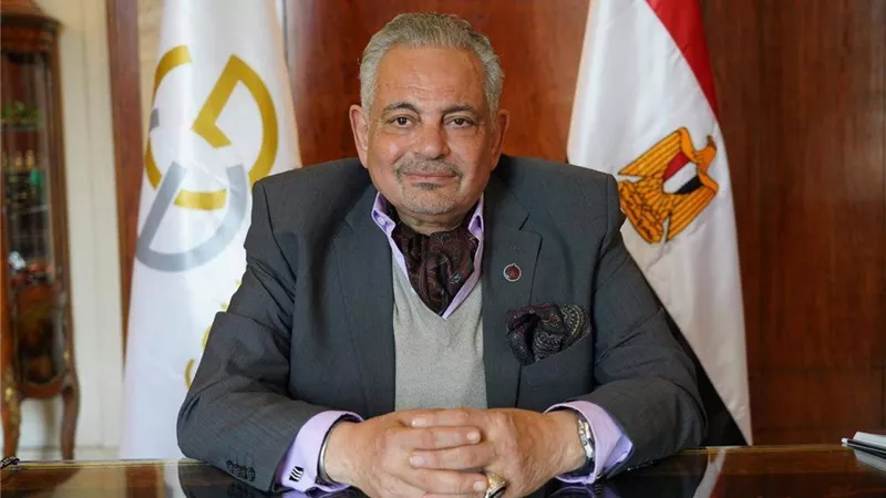مصطفى نصار يتوقع وصول جرام الذهب إلى 1000 جنيه