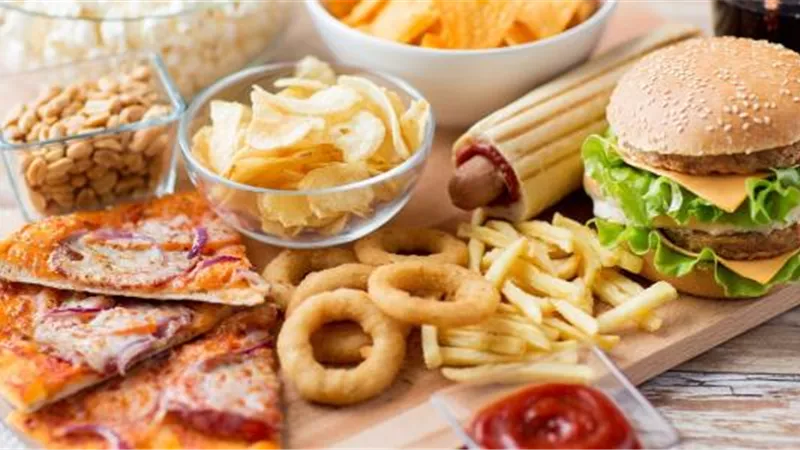 احذر.. هذا الأطعمة تتلاعب بـ