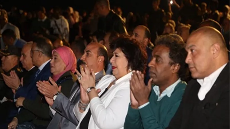 عبد الدايم وعطية يشهدان احتفالية تعامد الشمس على وجه رمسيس الثانى